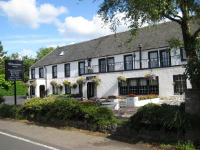 Hotels in Uplawmoor